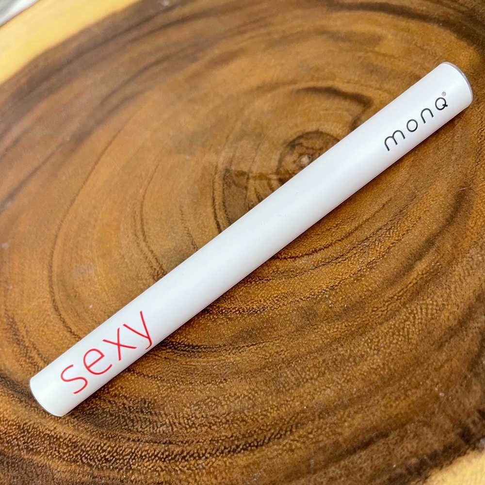 MONQ Personal Essential Oil Diffuser - Sexy